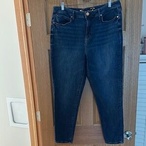 Seven7 High Rise Blue Jeans